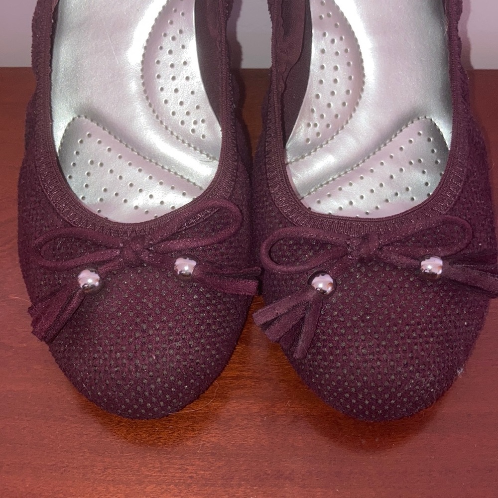 dexflex comfort Burgundy Ballet Flats with Bow
